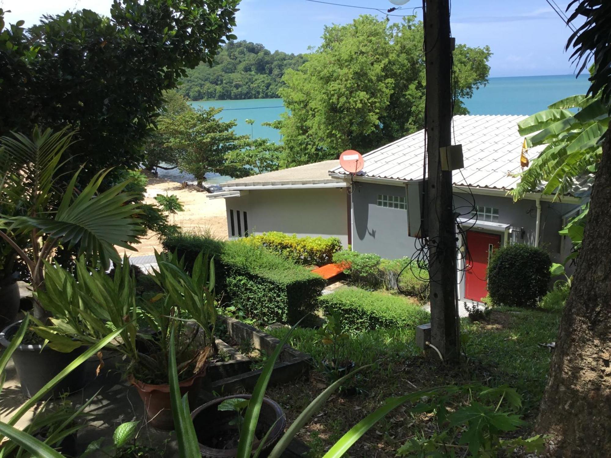 Koh Sirey Beachfront Pool Villa Phuket Exterior foto