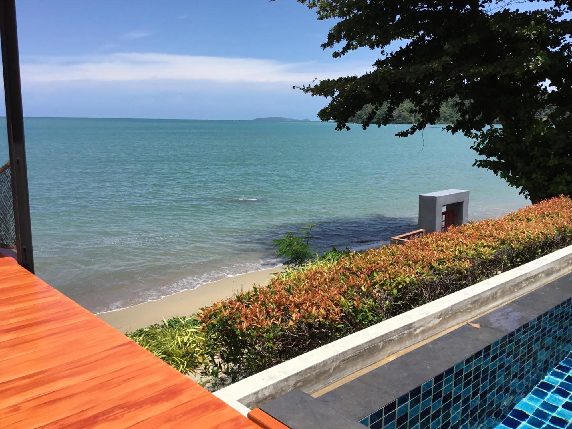 Koh Sirey Beachfront Pool Villa Phuket Exterior foto